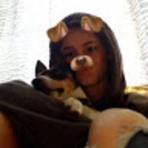 Meet your Posher, Cloe